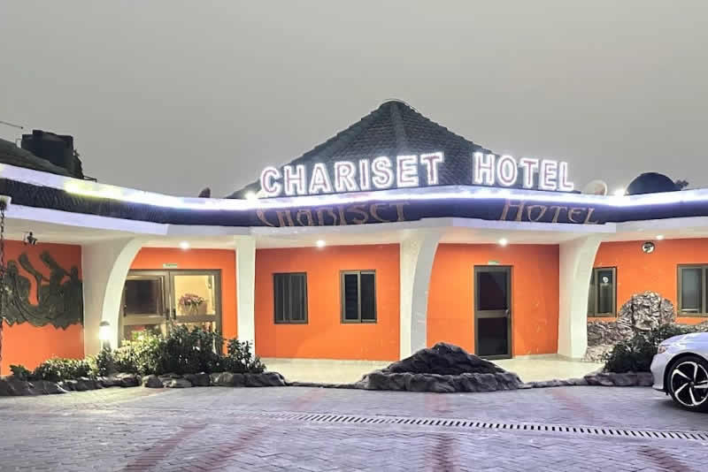 Chariset Lodge